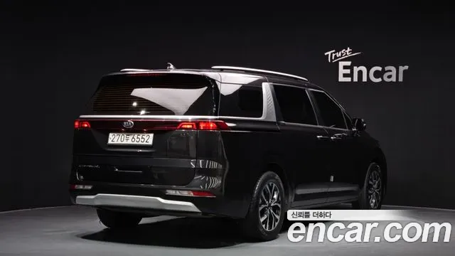 Kia Carnival Diesel 9-Seater Prestige 2021 — фото 2