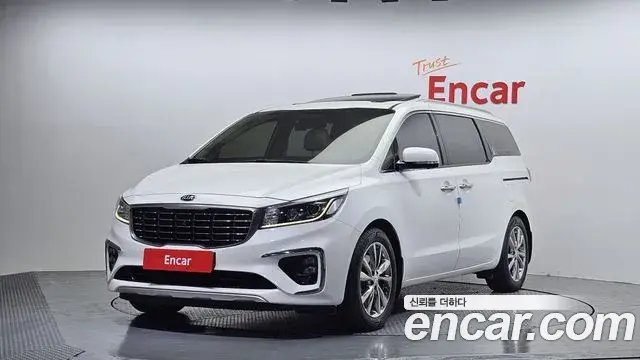 Kia Carnival 7-Seater Limousine President 2019