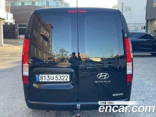 Hyundai Staria Cargo 5-Seater Modern 2022 — фото 4