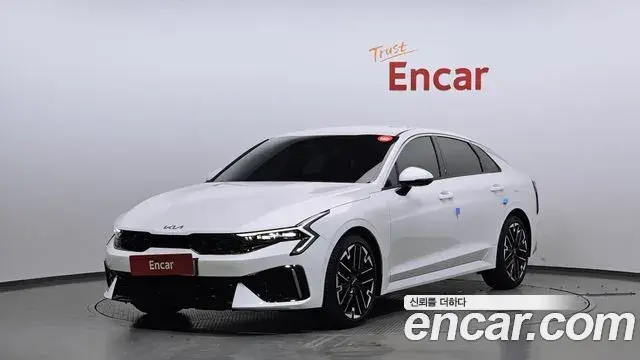Kia K5 1.6 Turbo Noblesse 2025