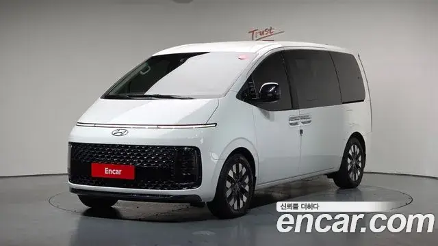 Hyundai Staria Lounge 9-Seater Inspiration 2021