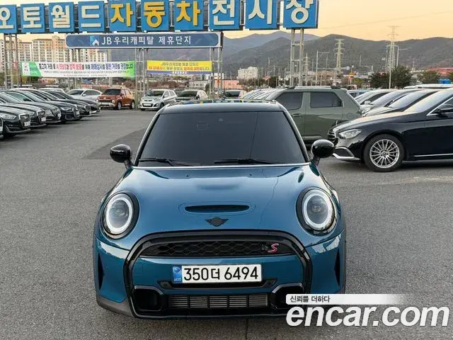 Mini Cooper 5Door Classic Third Generation 2022
