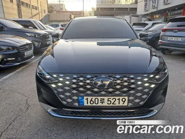Hyundai Grandeur Premium 2021