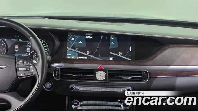 Genesis G90 5.0 AWD Limousine Prestige 2021 — фото 15