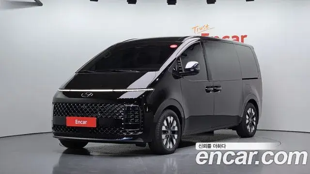 Hyundai Staria 4WD Lounge 9-Seater Inspiration 2021