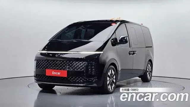 Hyundai Staria 4WD Lounge 9-Seater Inspiration 2022