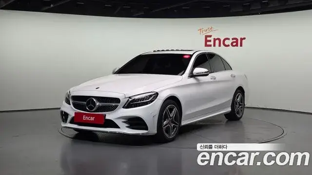 Mercedes-Benz C-Class C200 AMG Line 2020