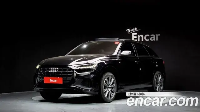 Audi Q8 55 TFSI Quattro Premium 2021