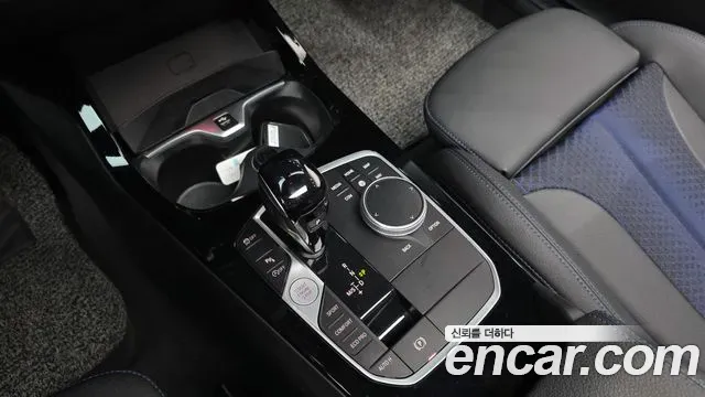 BMW 1-Series 120i M Sports 2023 — фото 9