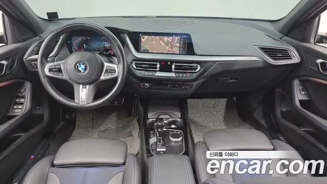 BMW 1-Series 120i M Sports 2023 — фото 7