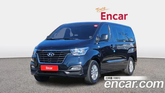 Hyundai Starex Van 5-Seater Modern 2019