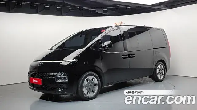 Hyundai Staria Tourer 9-Seater Modern 2024