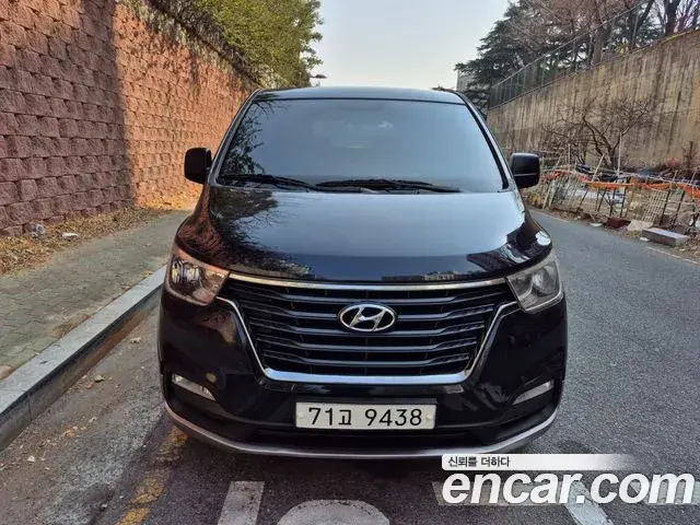 Hyundai Starex Wagon 11-Seater Modern 2019