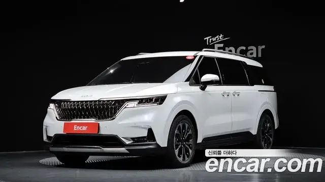 Kia Carnival Diesel 9-Seater Noblesse 2023