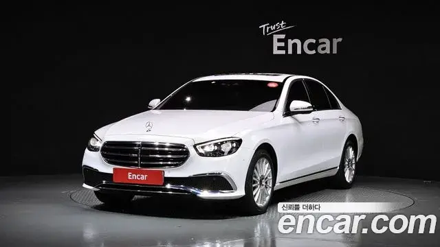 Mercedes-Benz E-Class E220d 4MATIC Exclusive 2022