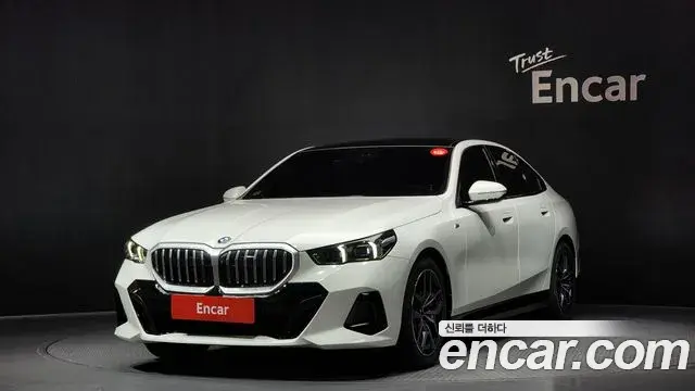 BMW 5-Series 520i M Sport 2024