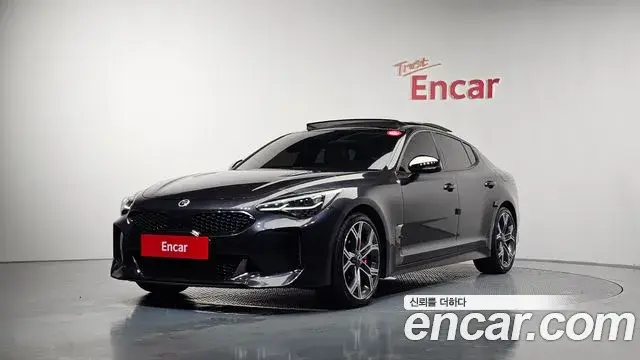 Kia Stinger 2.0 Turbo 2WD Platinum 2019