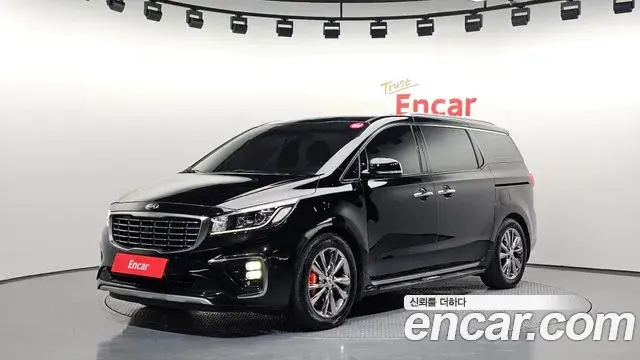 Kia Carnival Gasoline 7-Seater Limousine President 2020