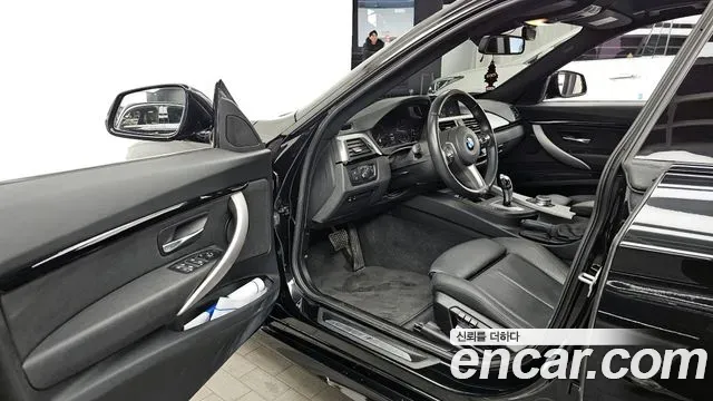BMW Gran Turismo GT 320d M Sport Premium 2020 — фото 10