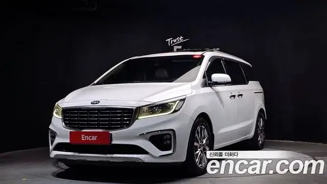 Kia Carnival 9-Seater Noblesse Special 2019