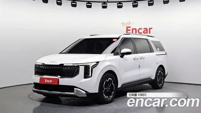Kia Carnival Diesel 9-Seater Prestige 2024