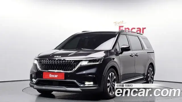 Kia Carnival Gasoline 7-Seater Signature 2021