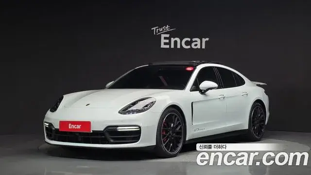 Porsche Panamera 4.0 GTS 2019