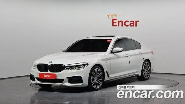 BMW 5-Series 530i M Sport Package Plus 2020