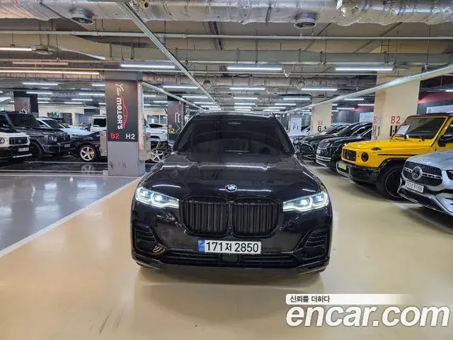 BMW X7 xDrive 40i Design Pure Excellence 7-Seater 2022