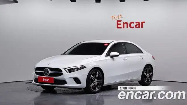 Mercedes-Benz A-Class A250 4MATIC Sedan 2020
