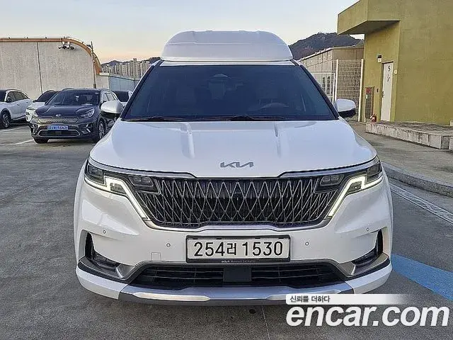 Kia Carnival Gasoline 4-Seater Hi-Limousine Signature 2021