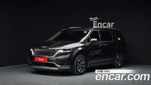 Kia Carnival Diesel 9-Seater Noblesse 2022