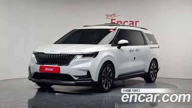 Kia Carnival Gasoline 7-Seater Signature 2023