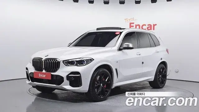 BMW X5 M50i 2022