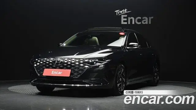 Hyundai Grandeur Le Blanc 2021