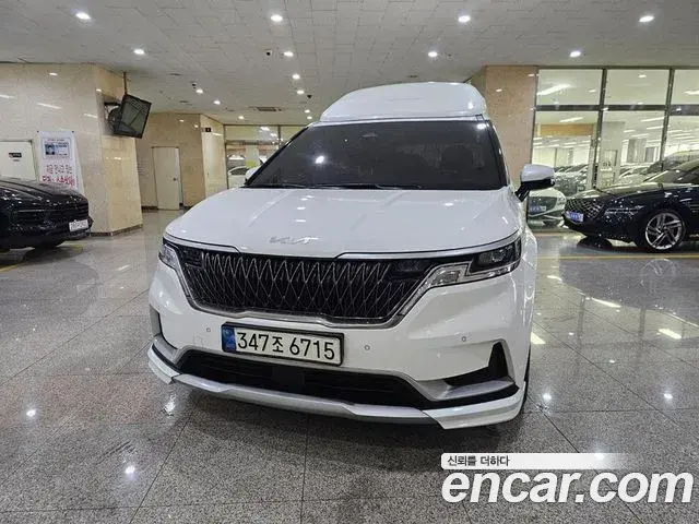 Kia Carnival Diesel 9-Seater Hi-Limousine(Special Vehicle) 2021