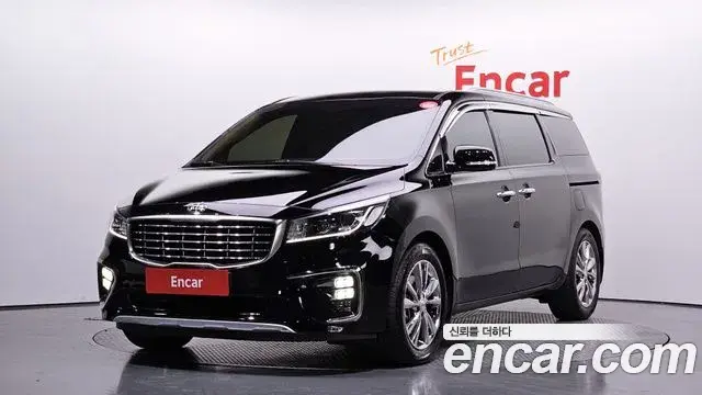 Kia Carnival 9-Seater Prstige 2020