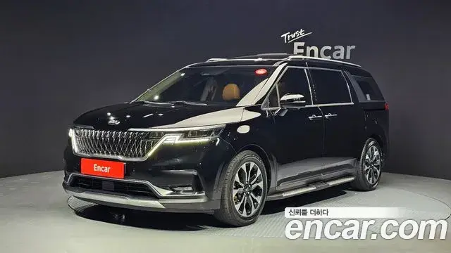 Kia Carnival Gasoline 7-Seater Signature 2020