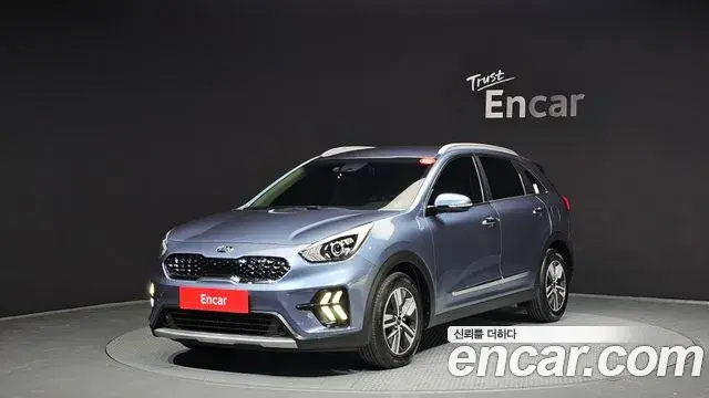 Kia Niro 1.6 HEV Prestige 2021
