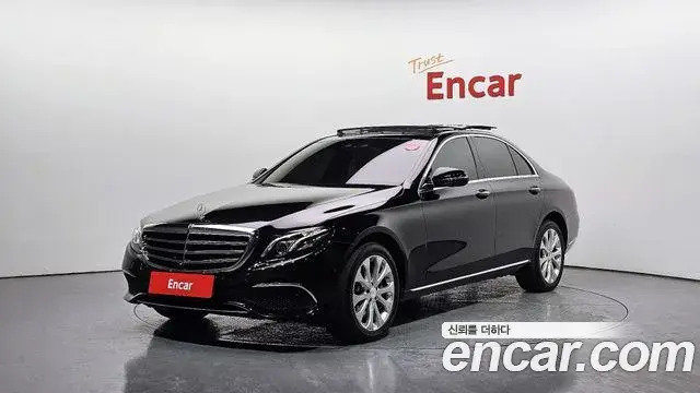 Mercedes-Benz E-Class E300 4MATIC Exclusive 2019