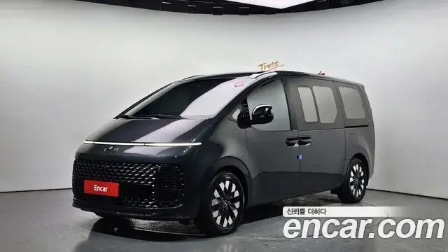 Hyundai Staria 4WD Lounge 9-Seater Inspiration 2021