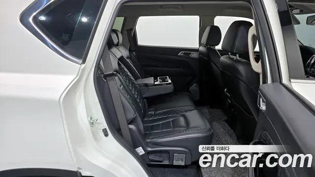 SsangYong Rexton Diesel 2.2 4WD Prestige 2021 — фото 12