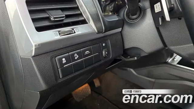 SsangYong Rexton Diesel 2.2 4WD Prestige 2021 — фото 17