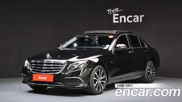 Mercedes-Benz E-Class E300e Exclusive 2019