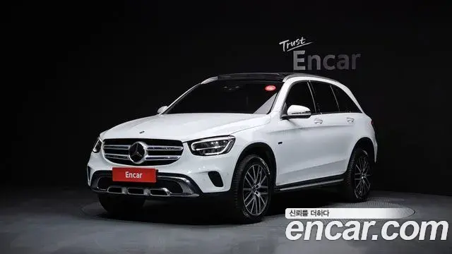 Mercedes-Benz GLC-Class GLC300e 4MATIC 2021