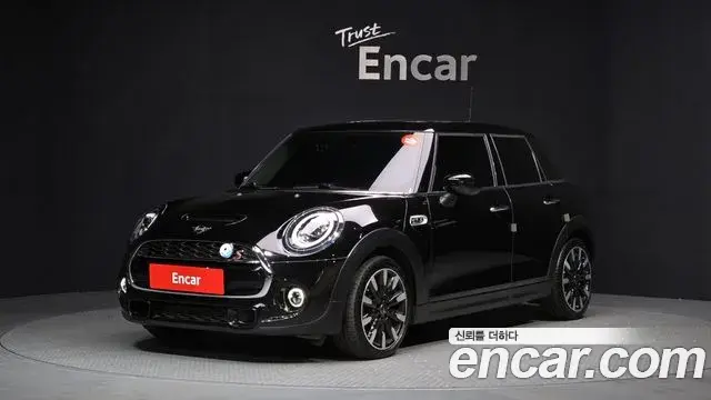 Mini Cooper 5Door HIGH 3rd 2020