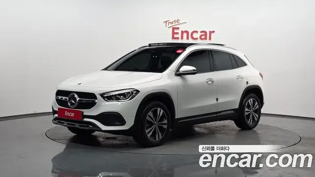 Mercedes-Benz GLA-Class GLA220 2021