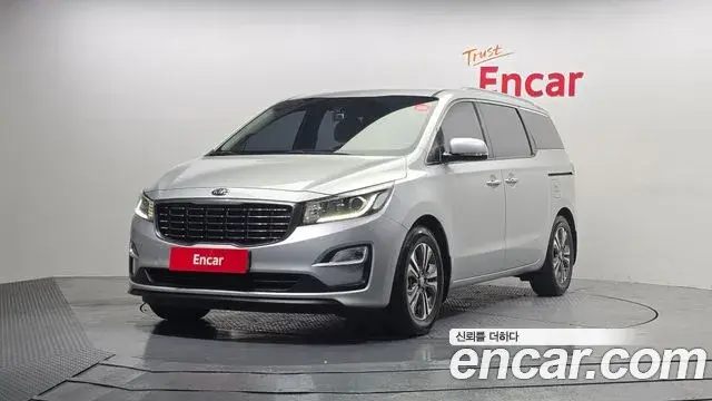 Kia Carnival Gasoline 11-Seater Prestige 2020