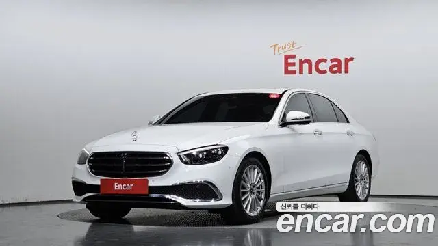 Mercedes-Benz E-Class E250 Exclusive 2022