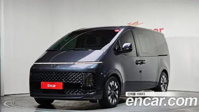 Hyundai Staria 4WD Lounge 9-Seater Inspiration 2023